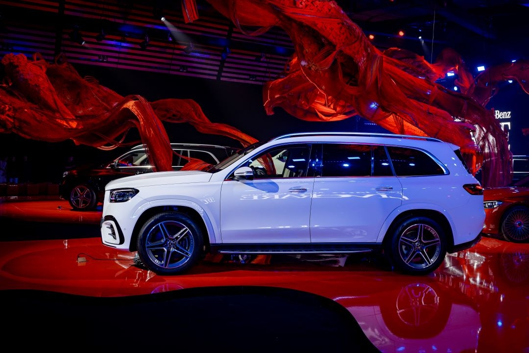 Mercedes-Benz GLS 450 4MATIC phiên bản giới hạn ra mắt, mừng kỷ niệm 30 năm tại Việt Nam Mercedes-Benz GLS 450 4MATIC phiên bản giới hạn ra mắt, mừng kỷ niệm 30 năm tại Việt Nam