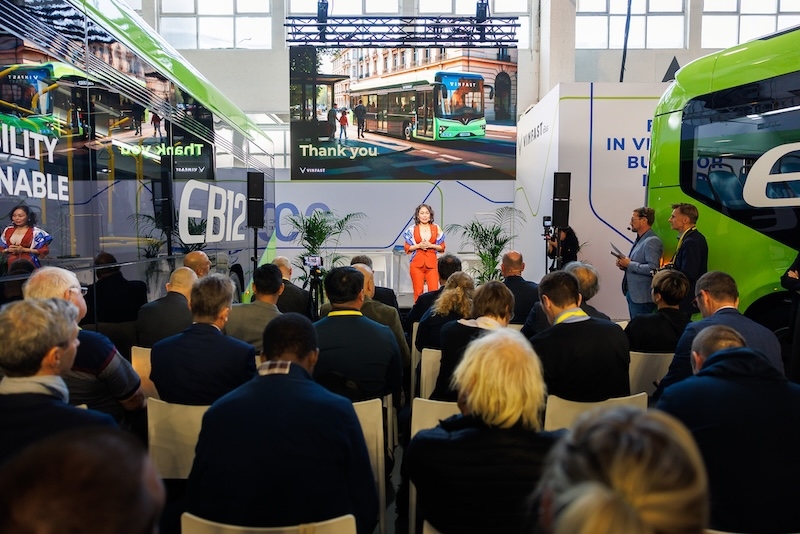 VinFast ra mắt hai mẫu xe buýt điện tại châu Âu