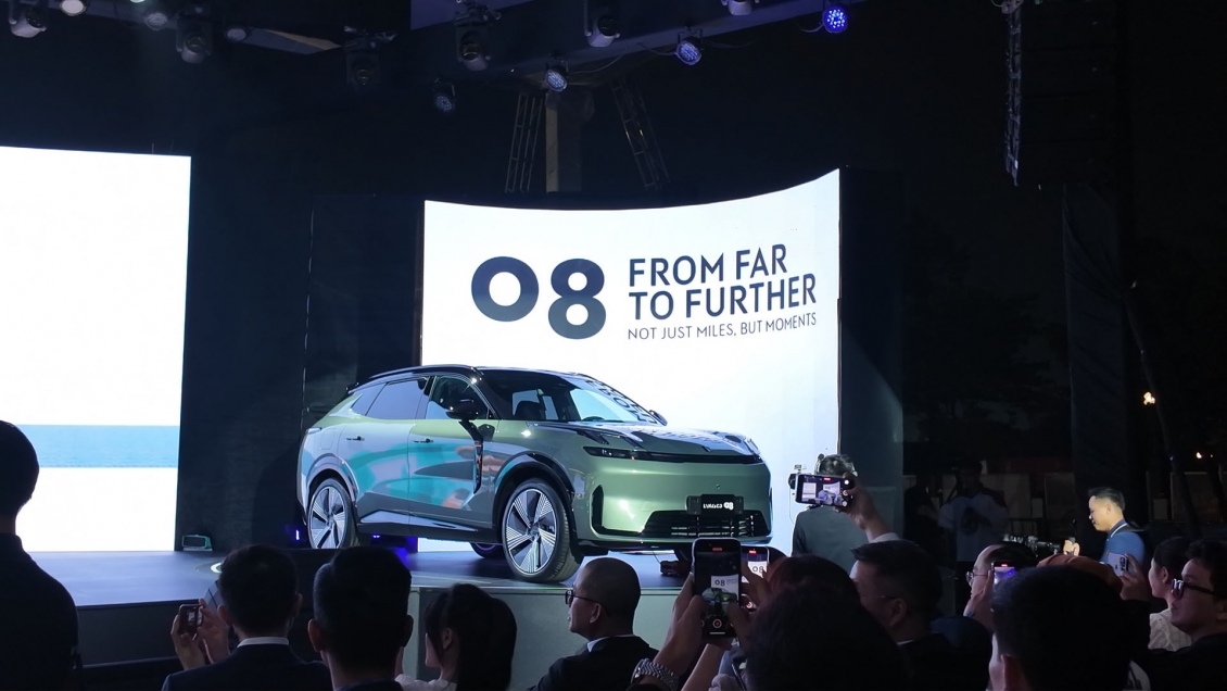 Lynk & Co 08 ra mắt, giá từ 1,299 tỷ đồng Lynk & Co 08 ra mắt, giá từ 1,299 tỷ đồng