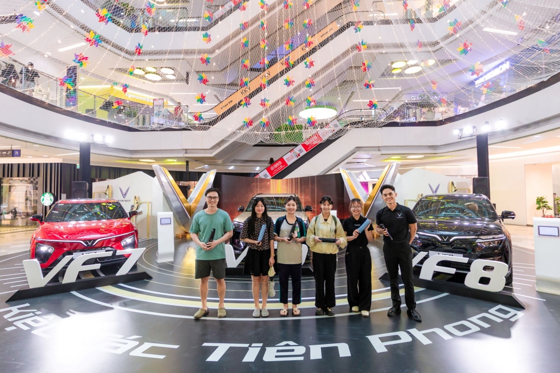 Bộ ba VinFast VF 7, VF 8, VF 9 hút khách tại ngày hội trải nghiệm xe điện