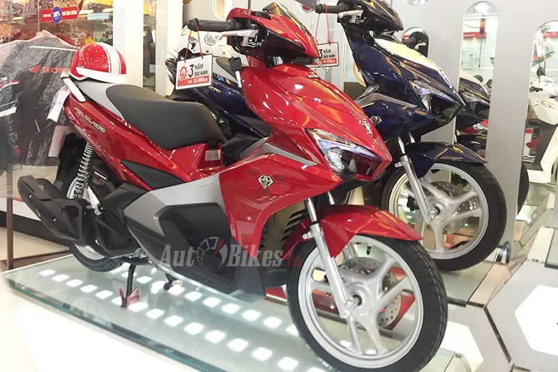 Giá bán xe Honda 2017 cập nhật giá bán xe máy Honda các loại tại Hà Nội   YouTube