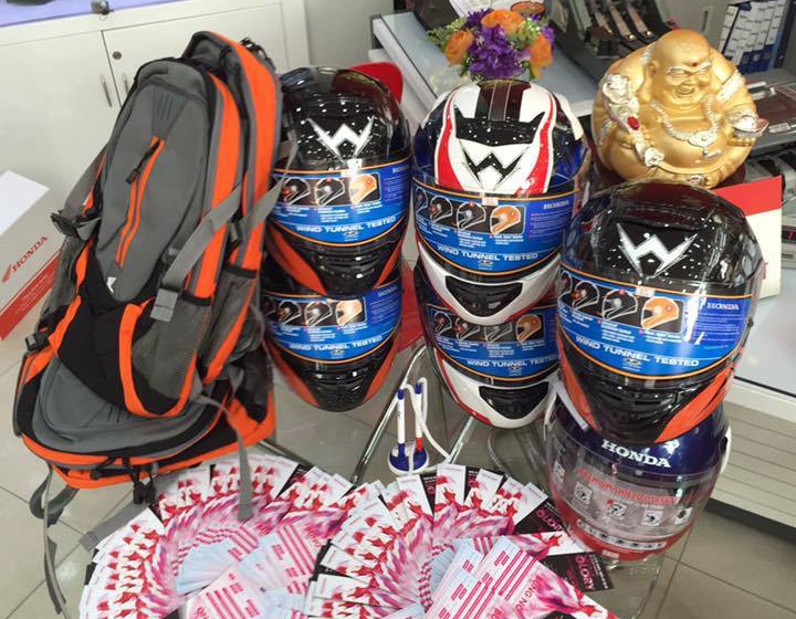 hang tram xe honda winner 150 sap hoi tu tai ha noi