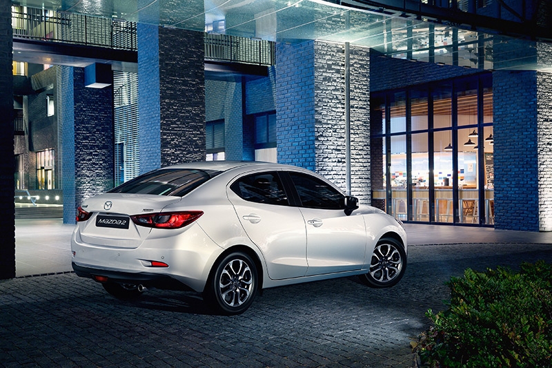 mazda2 xe do thi linh hoat va tien nghi