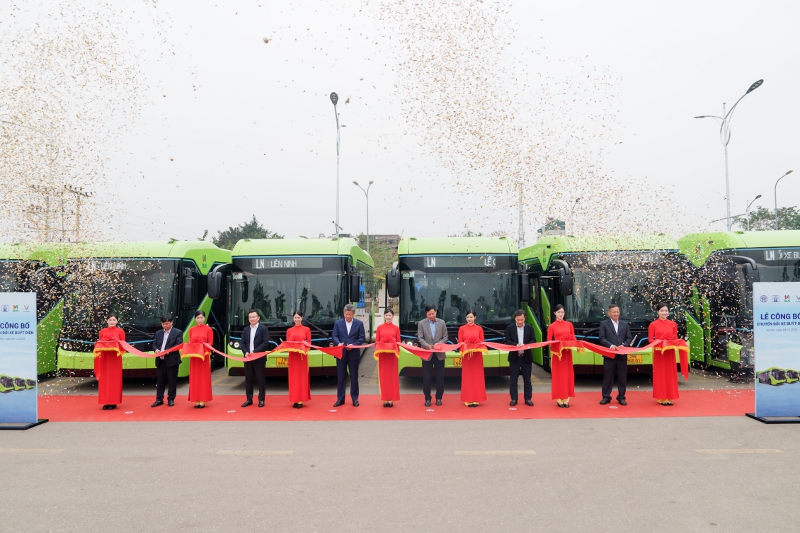 Liên Ninh chuyển đổi 100% sang xe buýt điện VinFast
