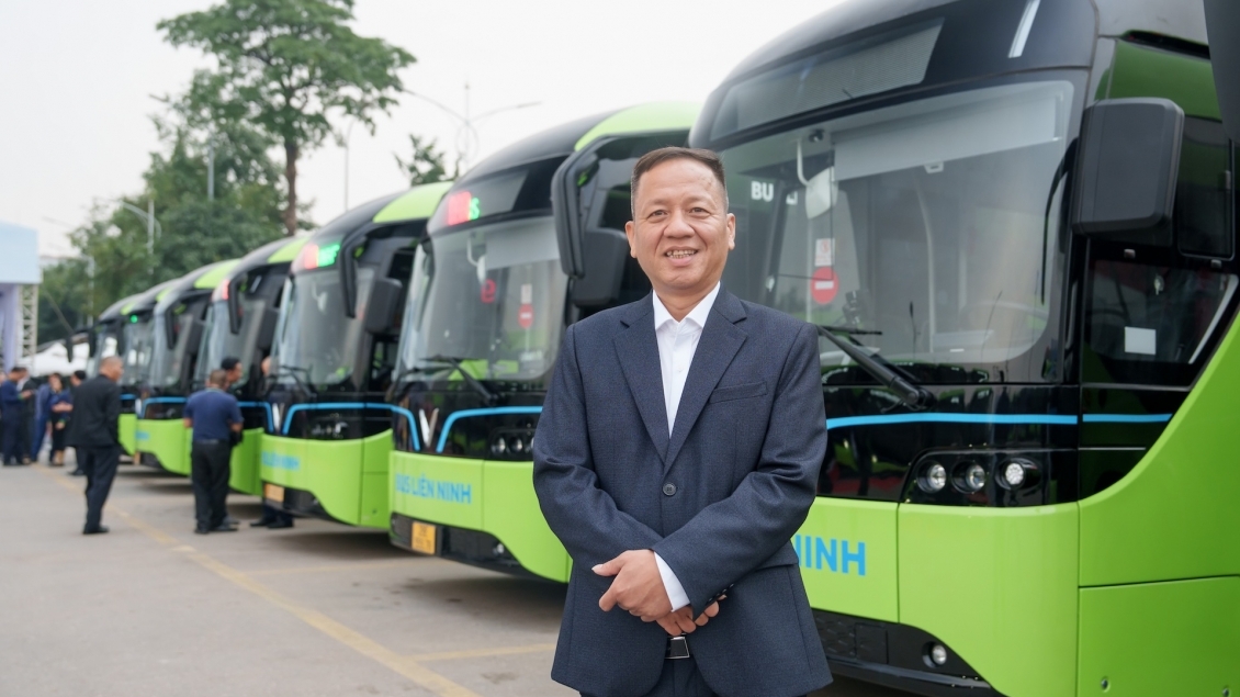 Liên Ninh chuyển đổi 100% sang xe buýt điện VinFast