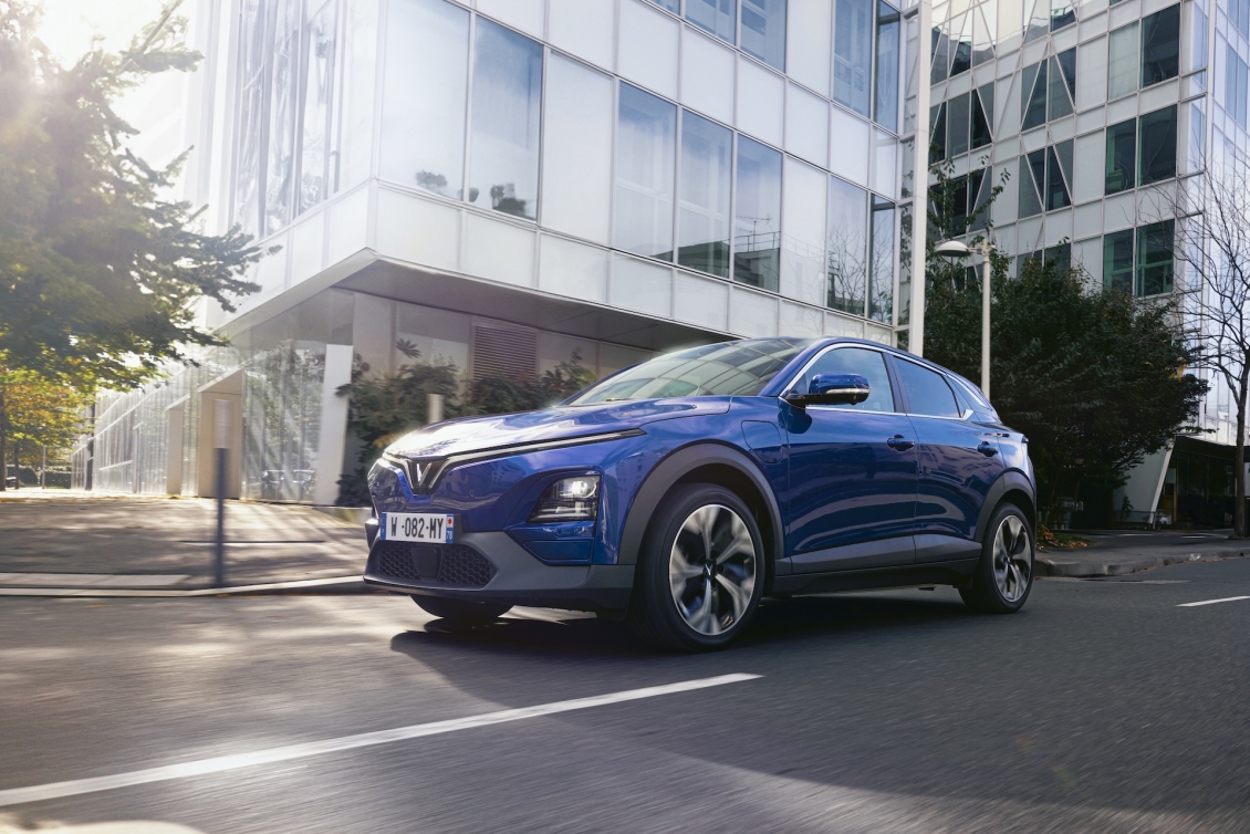 Limo Green 'bùng nổ' với gần 10.000 xe bàn giao trong tháng, giúp VinFast phá kỷ lục doanh số Limo Green 'bùng nổ' với gần 10.000 xe bàn giao trong tháng, giúp VinFast phá kỷ lục doanh số