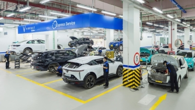 Chuẩn bị cán mốc 400 xưởng dịch vụ, VinFast áp đảo đối thủ về hậu mãi