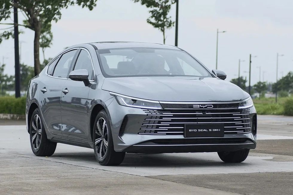 Xe “lai” bùng nổ năm 2025, hứa hẹn thêm hấp dẫn với khách Việt từ 2026 Xe “lai” bùng nổ năm 2025, hứa hẹn thêm hấp dẫn với khách Việt từ 2026