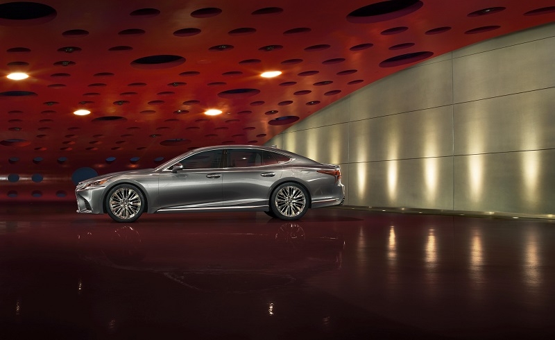 lexus ls 2018 trinh lang