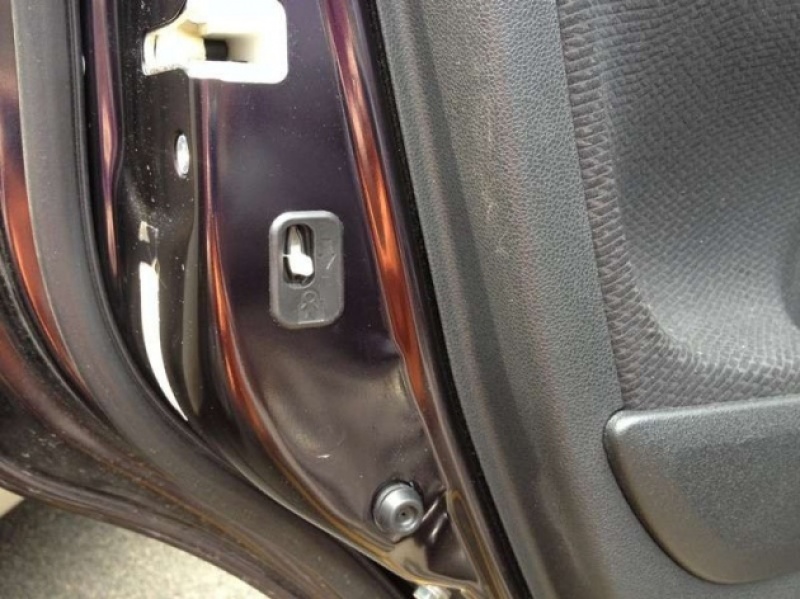 Những lưu ý giúp trẻ an toàn khi đi ô tô nhung dieu can nho de dam bao an toan cho tre khi di o to