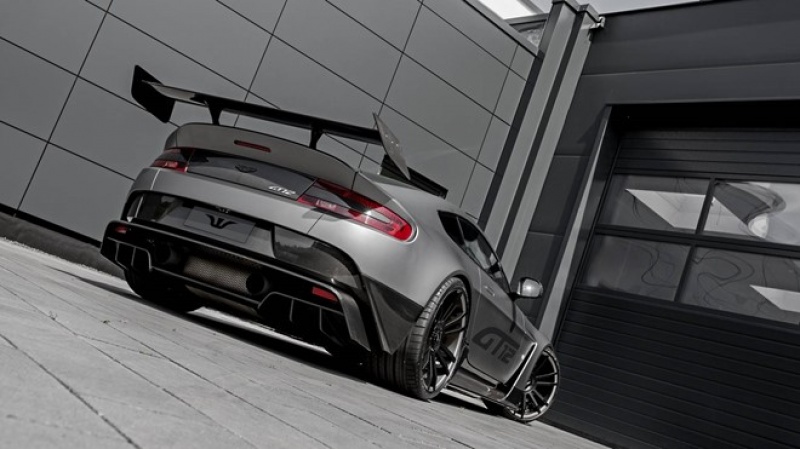 hang hiem aston martin duoc do doc dao