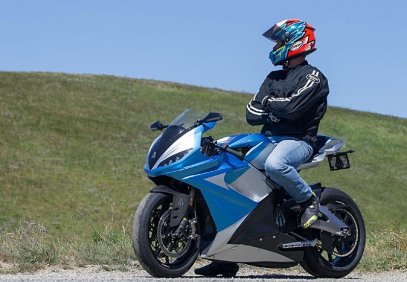 kinh nghiem chon xe phan khoi lon cho linh moi