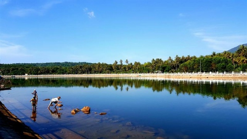 9 diem den hut hon du khach o phu yen