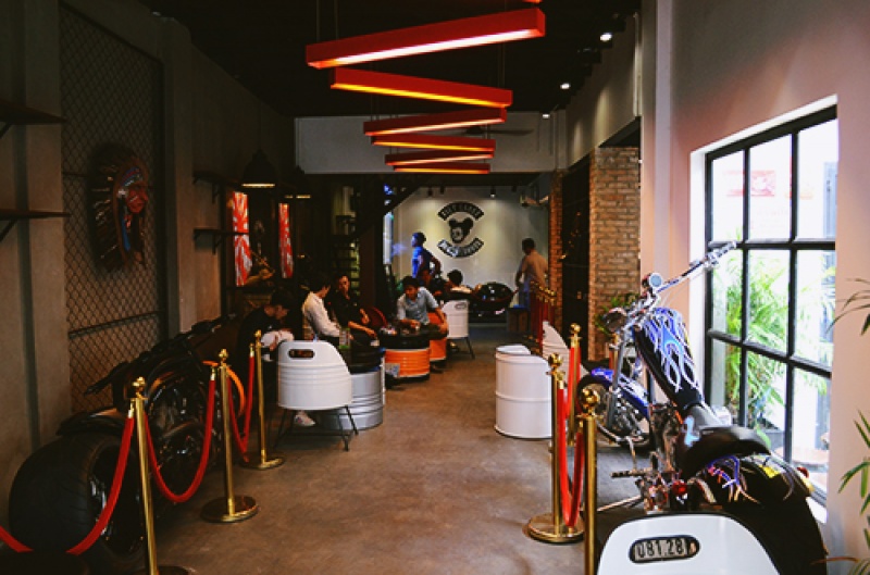 kham pha quan ca phe danh cho dan me toc to sai gon