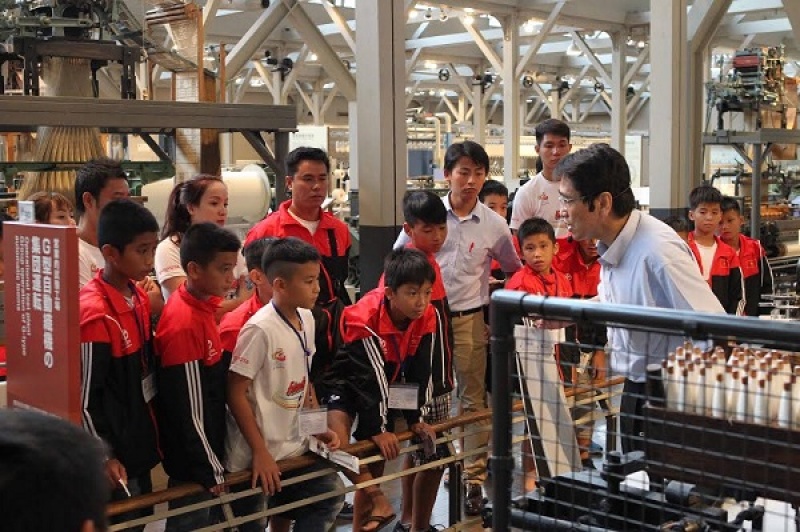 18 cau thu nhi viet sang nhat ban tranh cup bong da