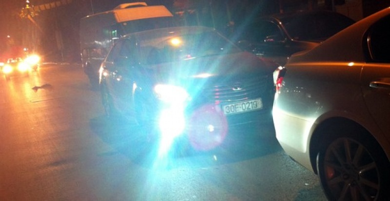 cach su dung den pha khi tham gia giao thong