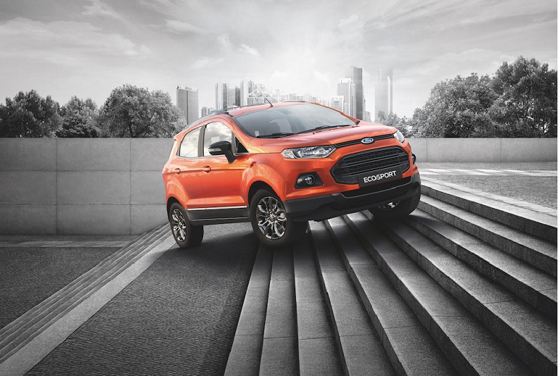 ford ecosport black edition gia 654 trieu dong