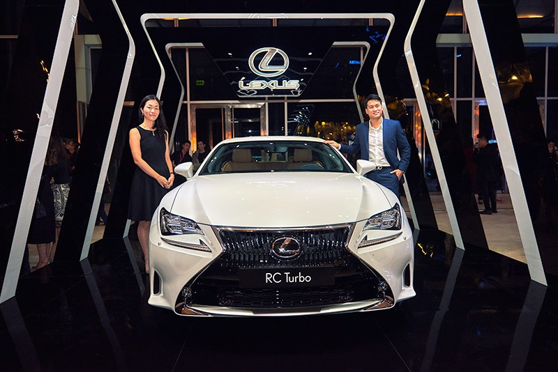 Lexus RC Turbo xuất hiện tại Tuần lễ thời trang 2016
