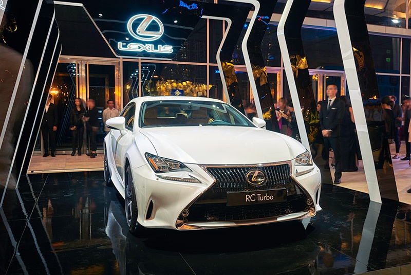lexus rc turbo xuat hien tai tuan le thoi trang 2016
