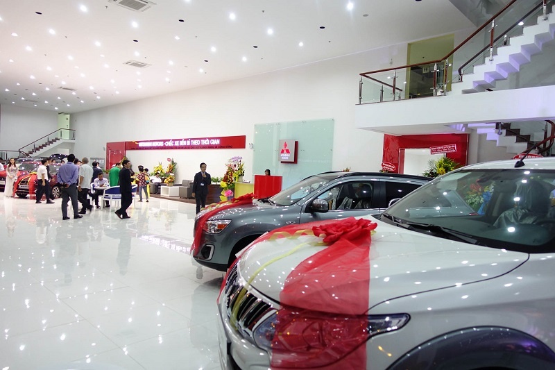 mitsubishi viet nam lap ky luc doanh so trong 13 nam