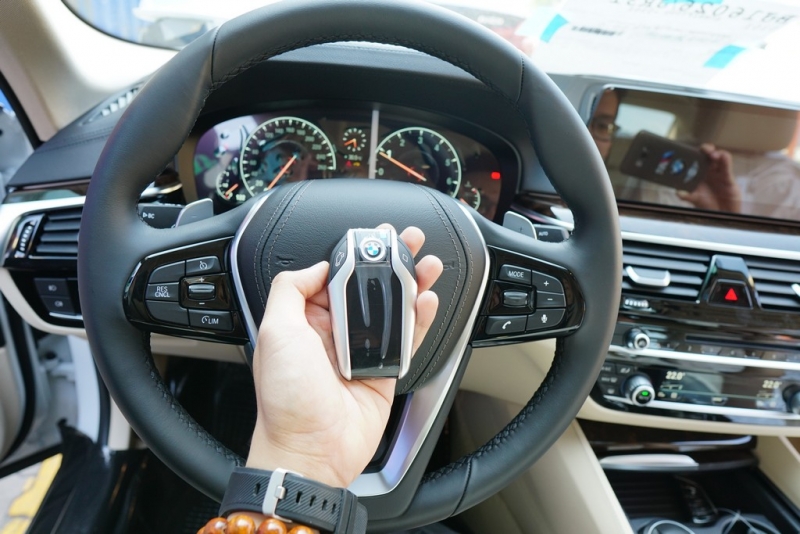 bmw series 5 2019 ve viet nam gia tu 24 ty dong