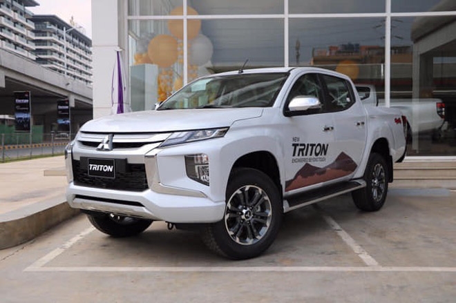 mitsubishi triton 2019 gia tu 730 trieu dong tai viet nam