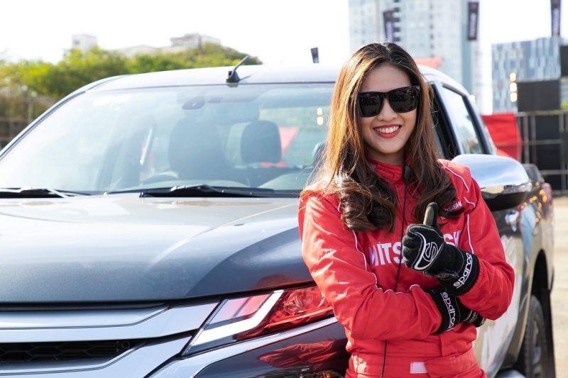 bi mat man trinh dien cua nu hoang drift leona chin