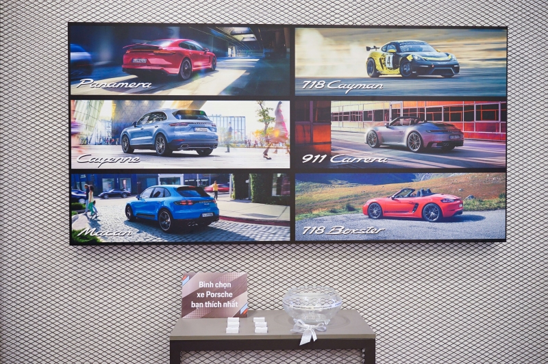 Bộ đôi 718 Cayman và 911 GT2 RS nổi bật trong Porsche Media Night 2019 tại Hà Nội Bộ đôi 718 Cayman và 911 GT2 RS nổi bật trong Porsche Media Night 2019 tại Hà Nội