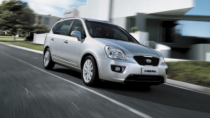 Ngày Valentine, tìm những mẫu ô tô thích hợp cho cặp đôi tại Việt Nam