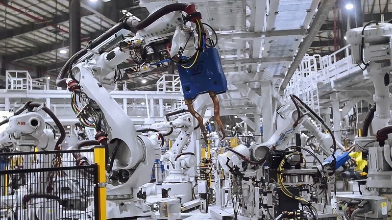 VinFast bắt đầu sản xuất vỏ xe Lux SUV SA 2.0 tại Hải Phòng vinfast bat dau san xuat vo xe lux suv sa 20 tai hai phong