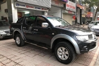 ford ranger toyota hilux dong loat lao doc