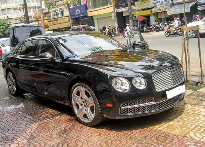 bo suu tap xe sang cua ong vuong truoc khi ben duyen vinfast lux sa20