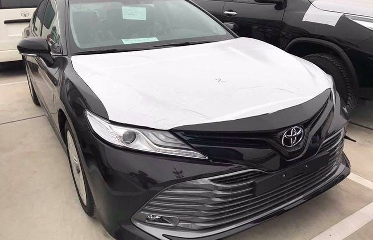 toyota camry 2019 sap ra mat gia tu gan 12 ty