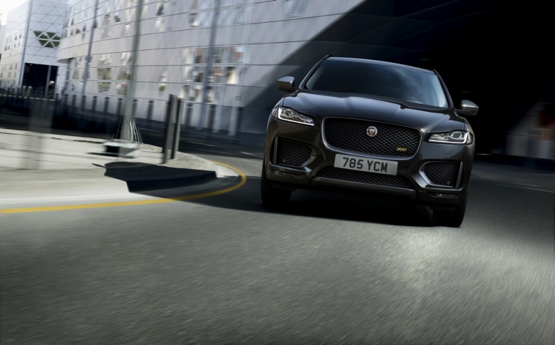 'Báo gấm' Jaguar F-Pace bổ sung hai phiên bản đặc biệt 'Báo gấm' Jaguar F-Pace bổ sung hai phiên bản đặc biệt