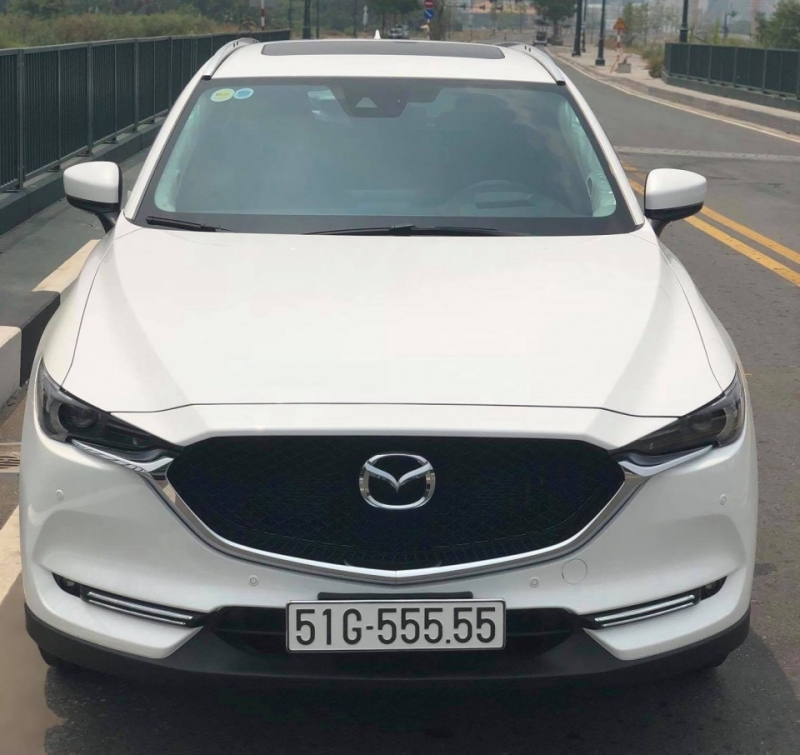 lo dien chu nhan mazda cx 5 bien ngu quy 6 tai ha noi
