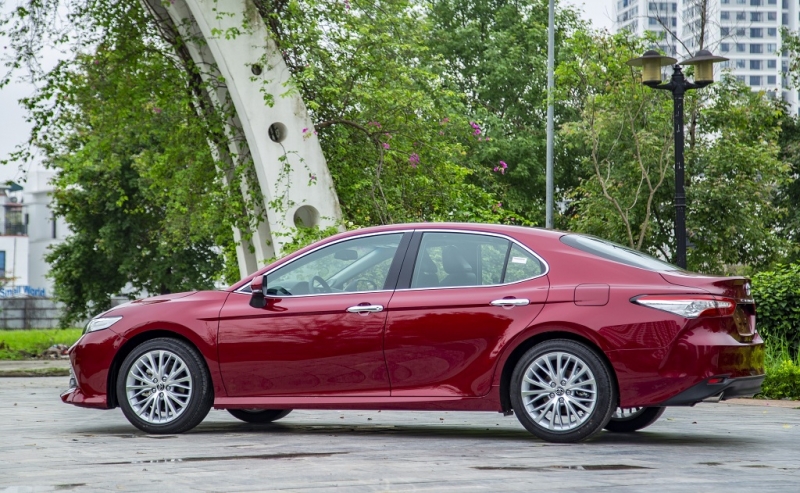 Ngày 24/4, Toyota Camry 2019 chính thức bán tại đại lý ngay 244 toyota camry 2019 chinh thuc ban tai dai ly