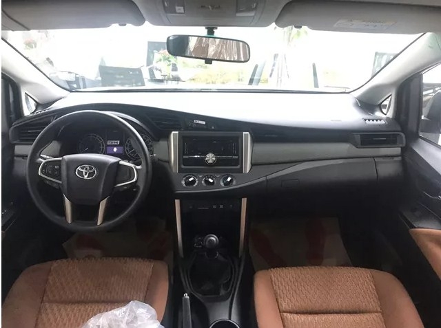chi tiet toyota innova nam 2019