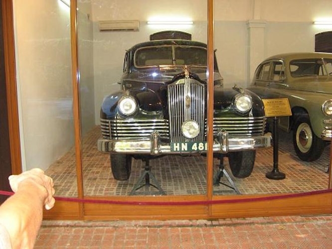 nhung mau o to vao sinh ra tu cung chu tich ho chi minh