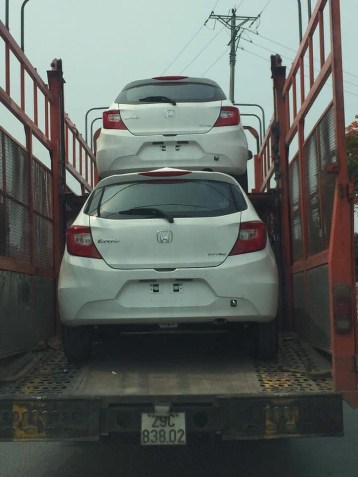 honda brio bat dau ve dai ly chuan bi ra mat