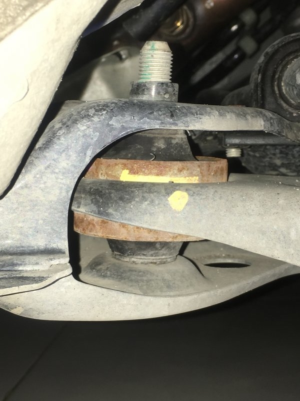 Hết gỉ sét, bốc cháy, Honda CR-V lại bị tố lỗi chân phanh