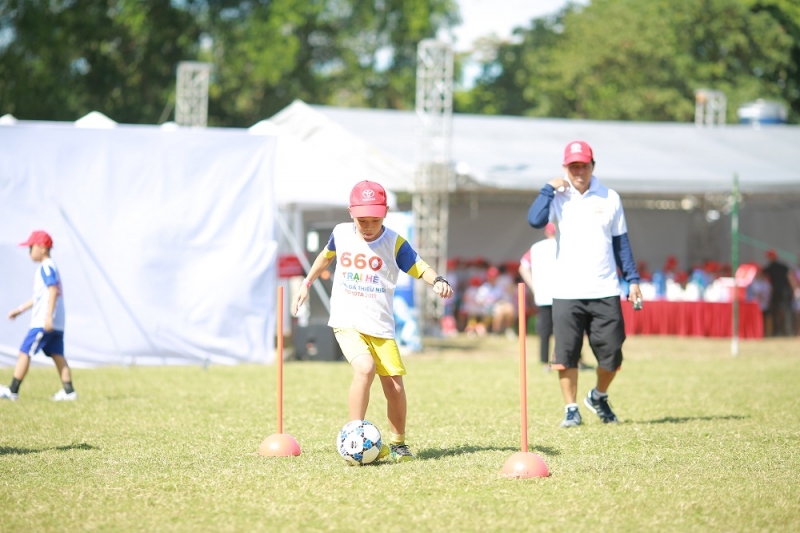 trai he bong da thieu nien toyota 2019 do bo vao nghe an