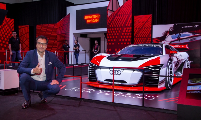 man nhan voi dan dai su audi tai trien lam audi brand experience 2018