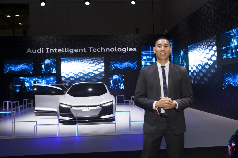 man nhan voi dan dai su audi tai trien lam audi brand experience 2018