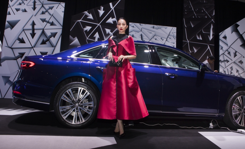 man nhan voi dan dai su audi tai trien lam audi brand experience 2018