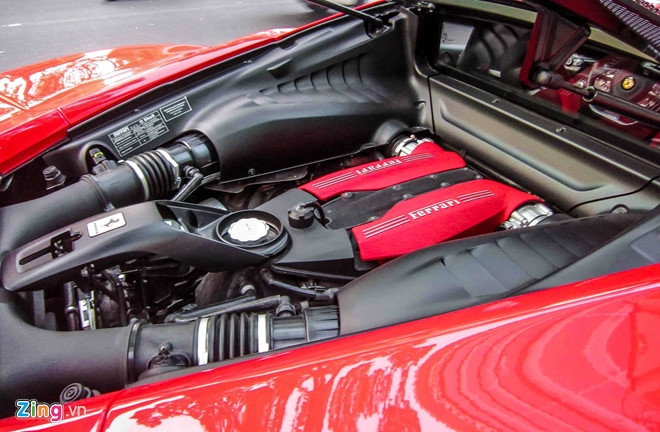 Chi tiết về Ferrari 488 GTB - 'siêu ngựa bị ngã' của ca sĩ Tuấn Hưng