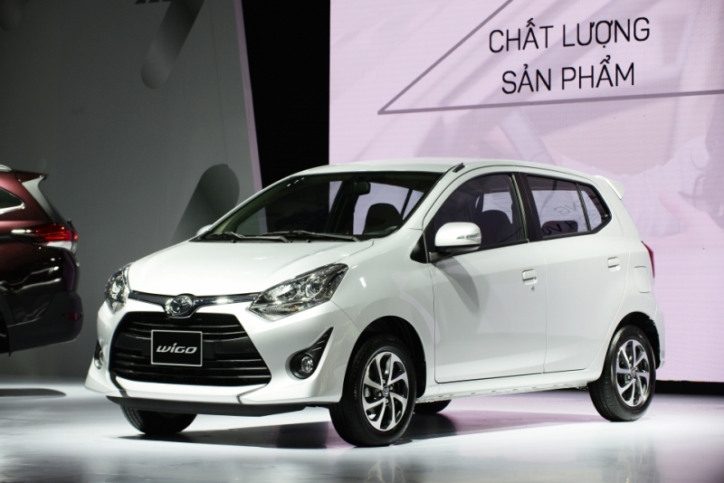 toyota wigo 2020 khuyen mai gia xe lan banh thang 32020