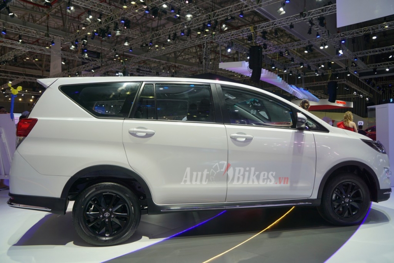 toyota innova 2019 gia tu 752 trieu dong