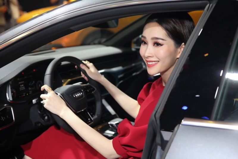 Ngất ngây với dàn đại sứ Audi tại Việt Nam ngat ngay voi dan dai su audi tai viet nam