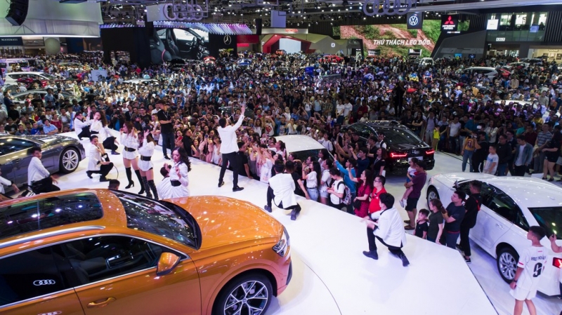 Ngất ngây với dàn đại sứ Audi tại Việt Nam ngat ngay voi dan dai su audi tai viet nam