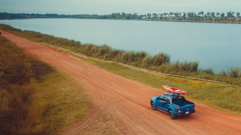 man nhan voi bo anh cuc chat cua chevrolet colorado storm va trailblazer